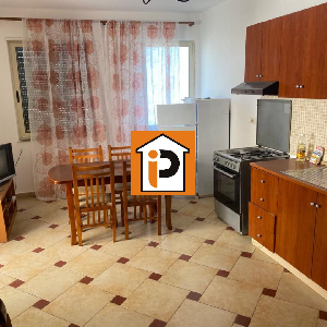 Shitet Apartamenti 2+1