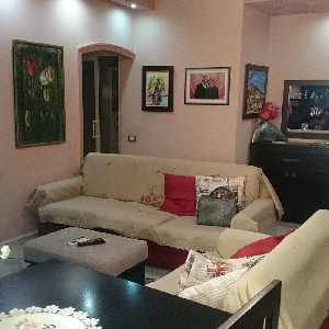 Shitet apartament 1+1…
