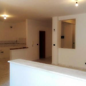 Shitet Apartament 3+1…