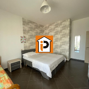 Shitet Apartament 1+1…
