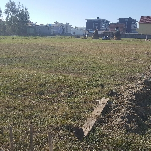 Toke/Truall ne shitje,…