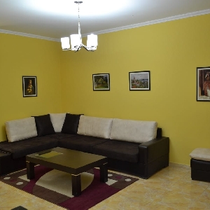Jepet me qera apartament…