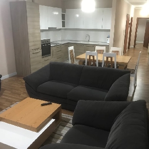 Shitet apartament 3+1+2…