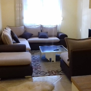 APARTAMENT 1+1 ME QIRA…