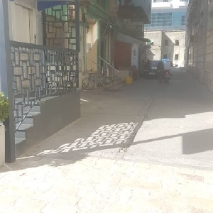 Dyqan/Ambjent ne shitje…