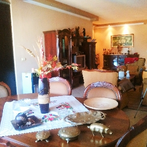 Shitet apartament 2+1…
